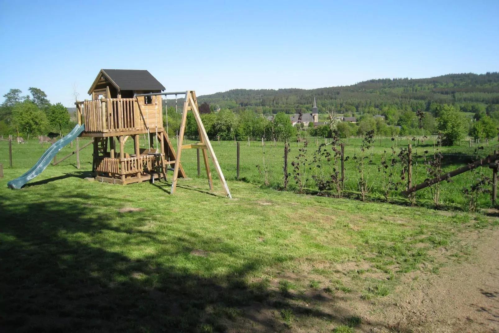 Gite la Randonnee-Gardens summer