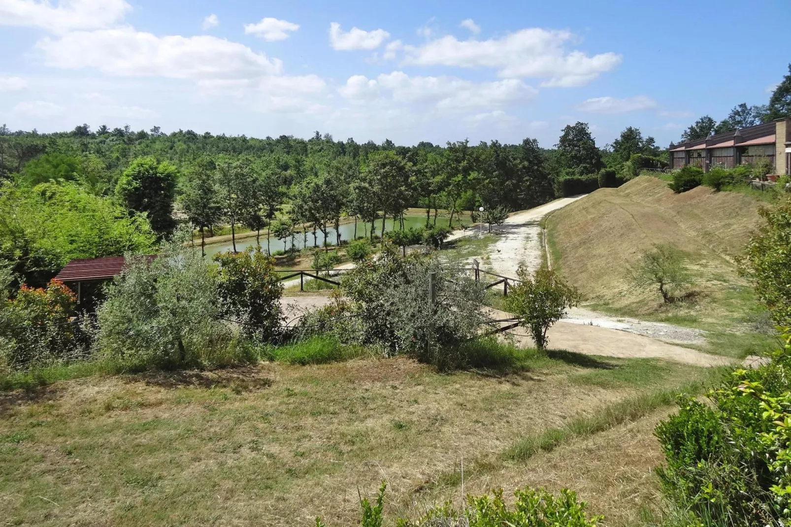 Agri-tourism Borgo Pinete, Pinete Fucecchio-Trilo, Typ 4, 1-6 Pax-Areas summer 5km