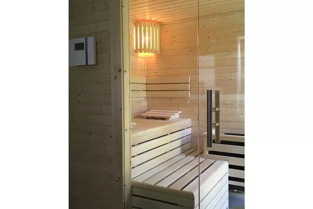 242553-Nicht getaggt