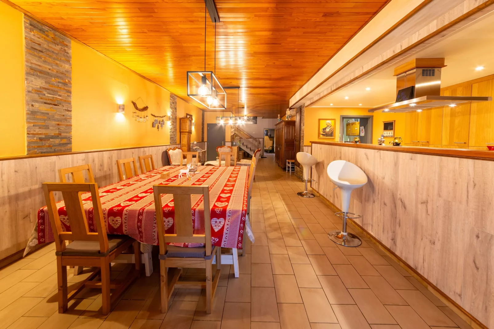 Entre Gaume et Ardenne-Dining room