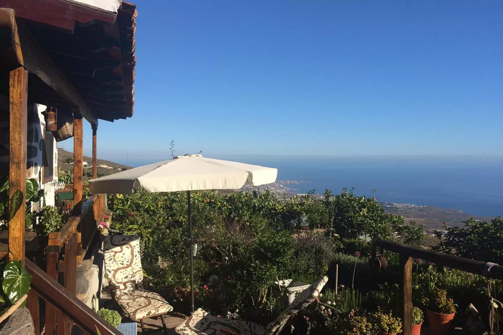 Casa Tajona-Vue d'été