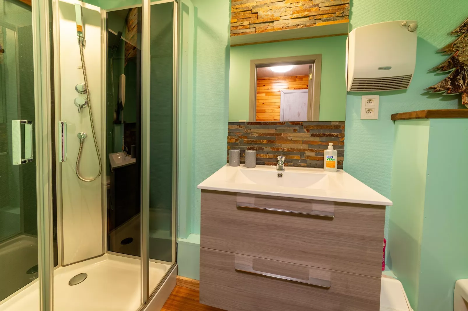 Entre Gaume et Ardenne-Bathroom