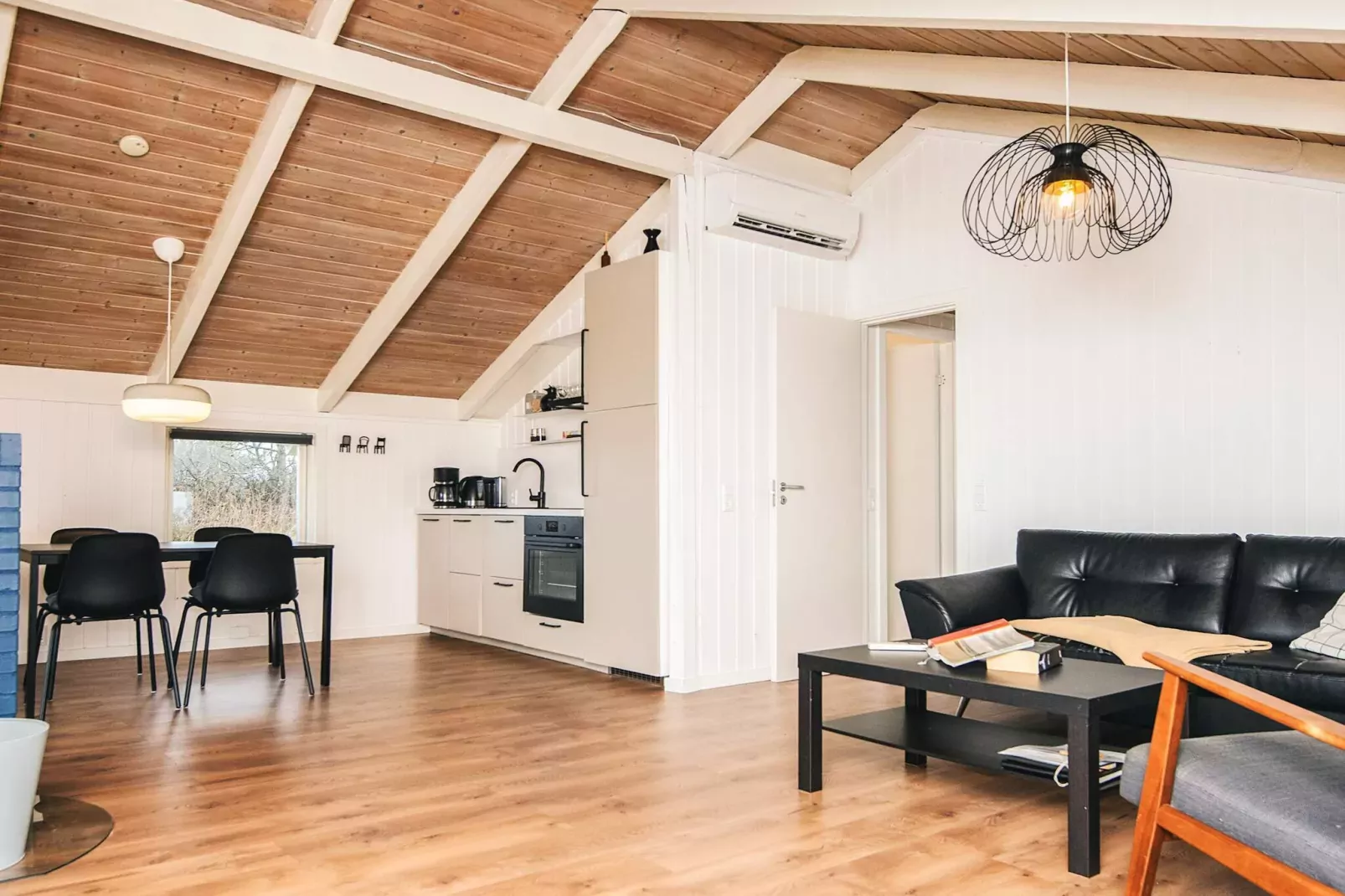 4 person holiday home in Hvide Sande-Indoor