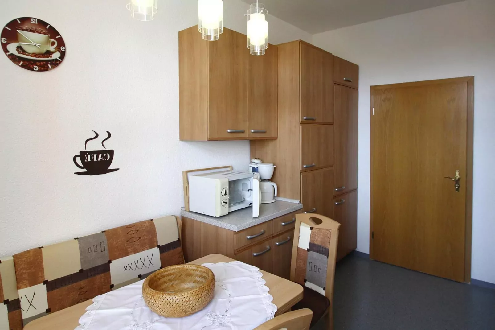 KaRo 40 qm-Esszimmer