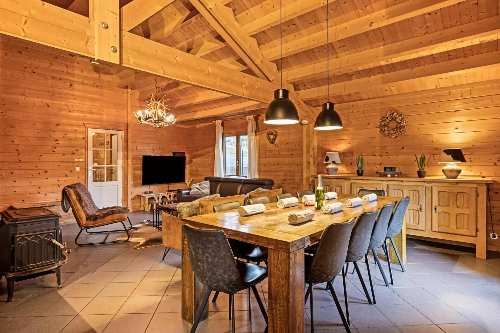 Villa Balboa-Dining room