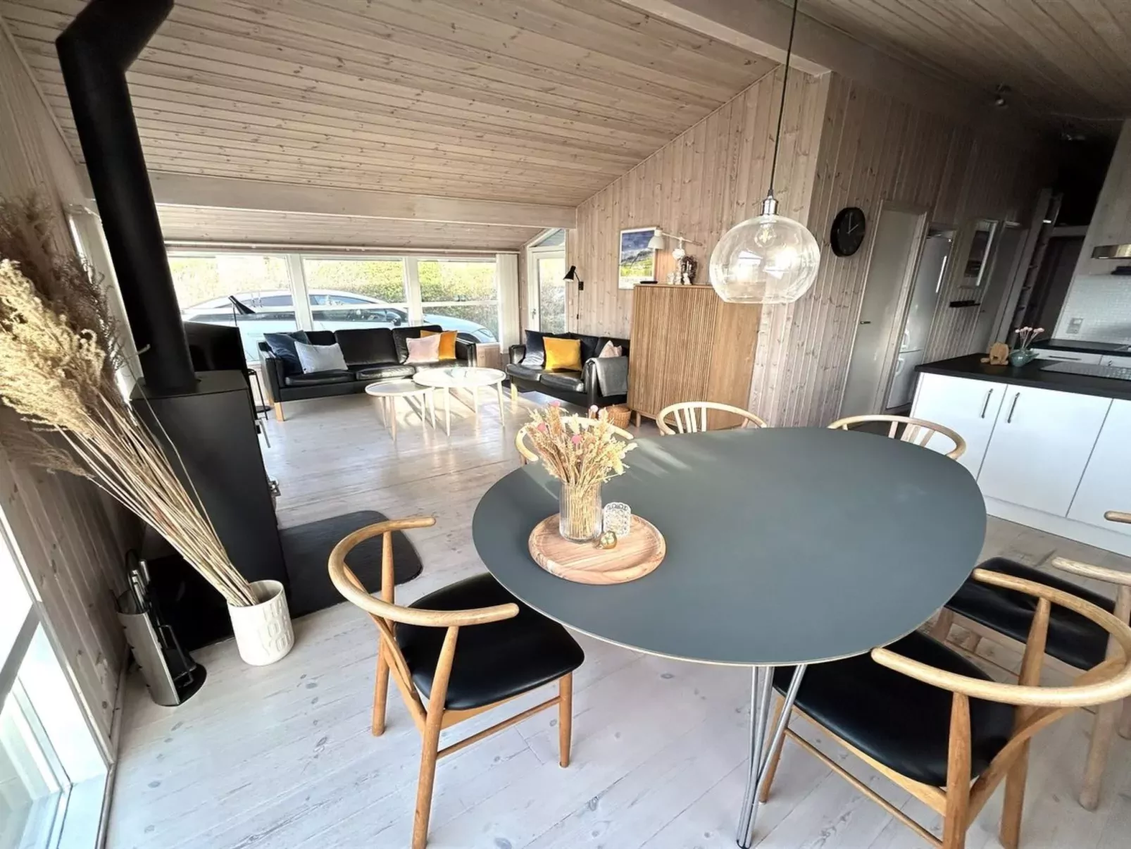 "Idalia" - 125m from the sea-Inside