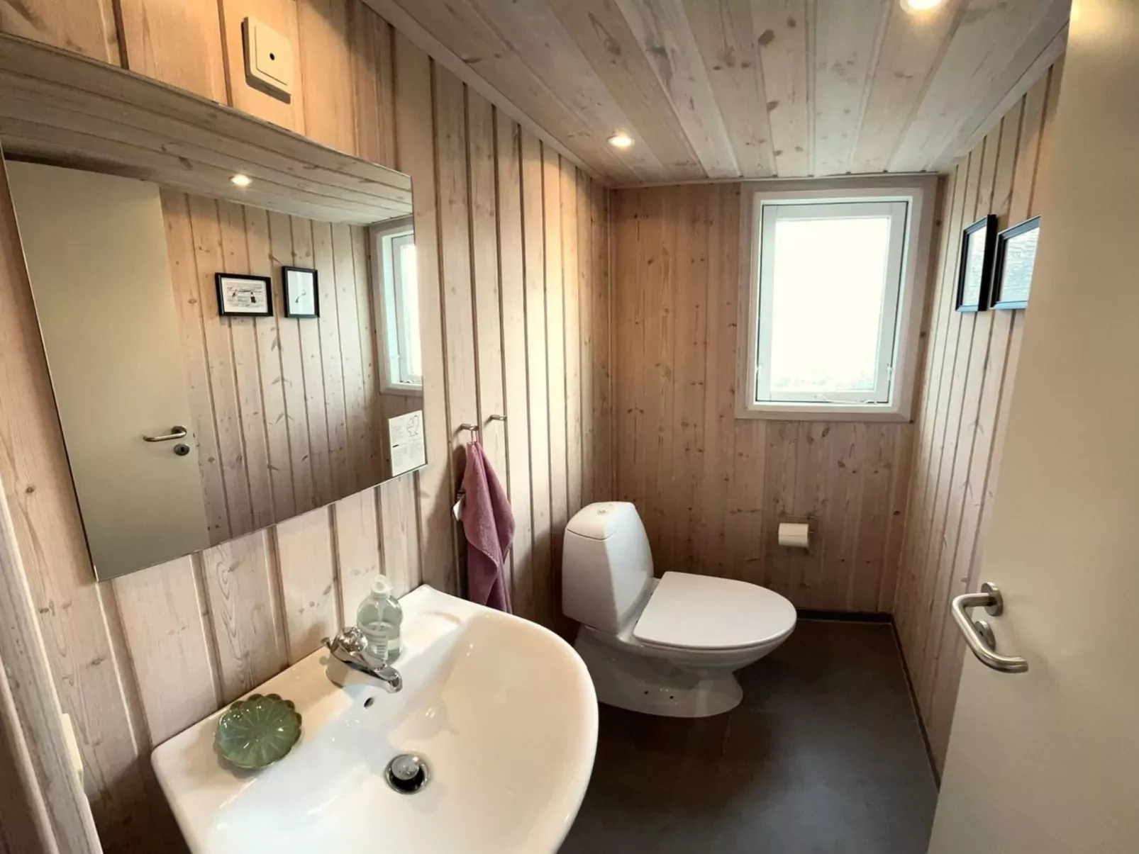 "Idalia" - 125m from the sea-Inside