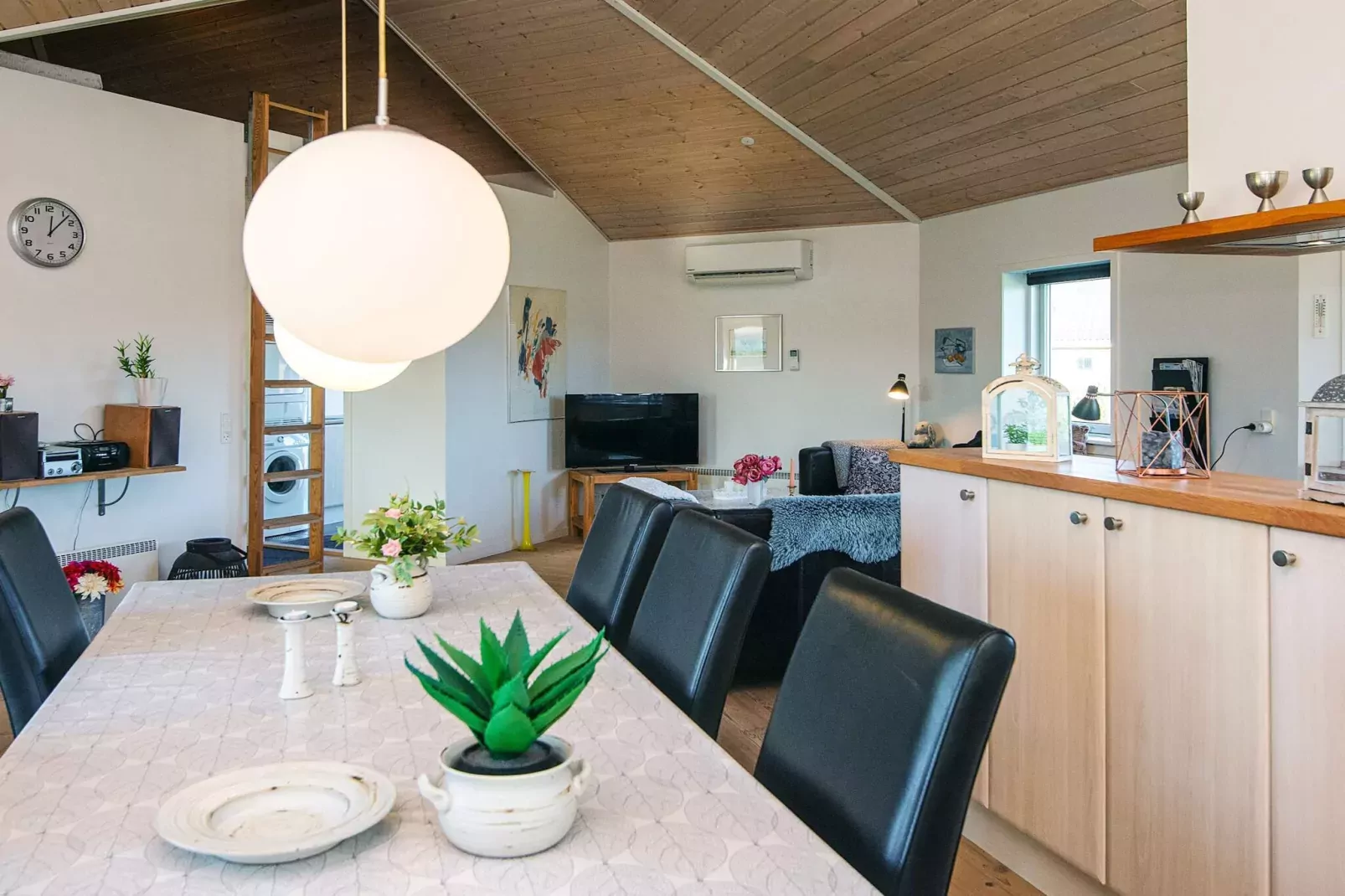 8 person holiday home in Tarm-Indoor