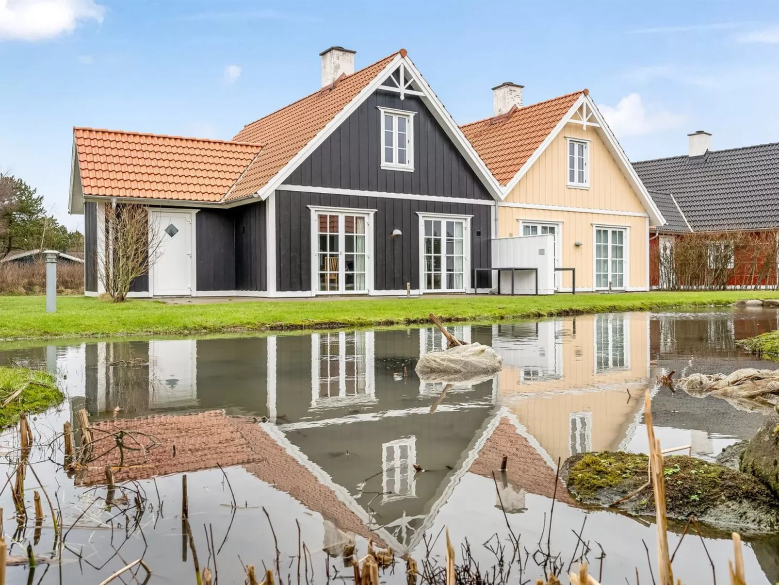 "Folkmar" - 800m from the sea-Outside