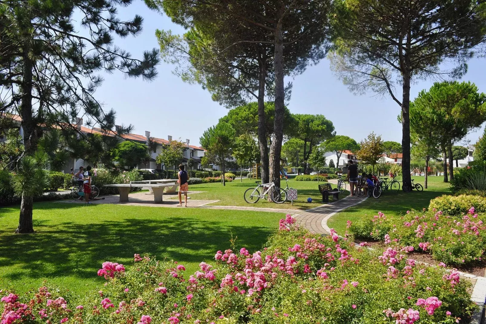 Holiday resort Villaggio Danubio, Bibione-D7-Gardens summer