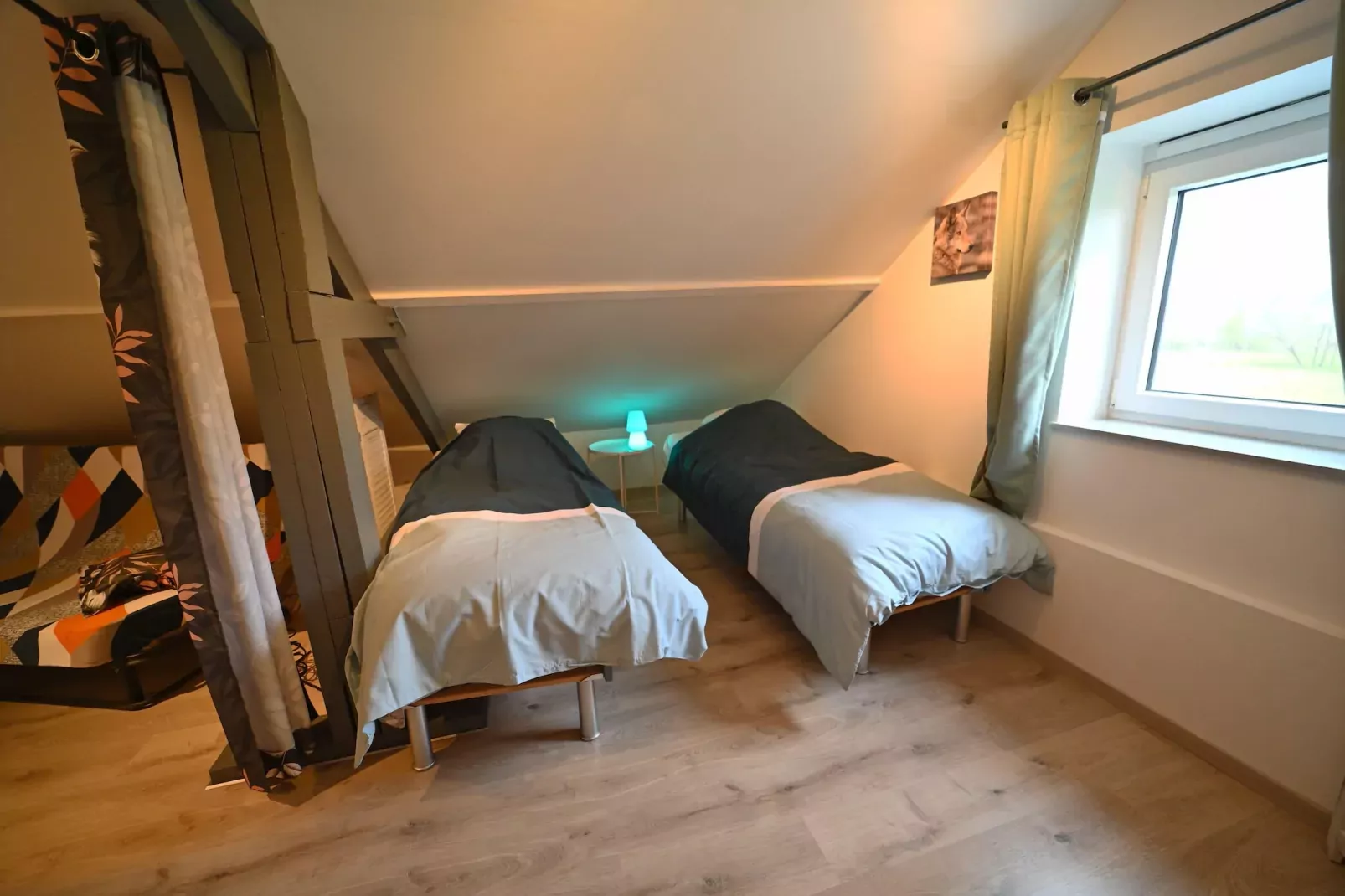 PETITE MAISON DANS LA PRAIRIE-Bedroom