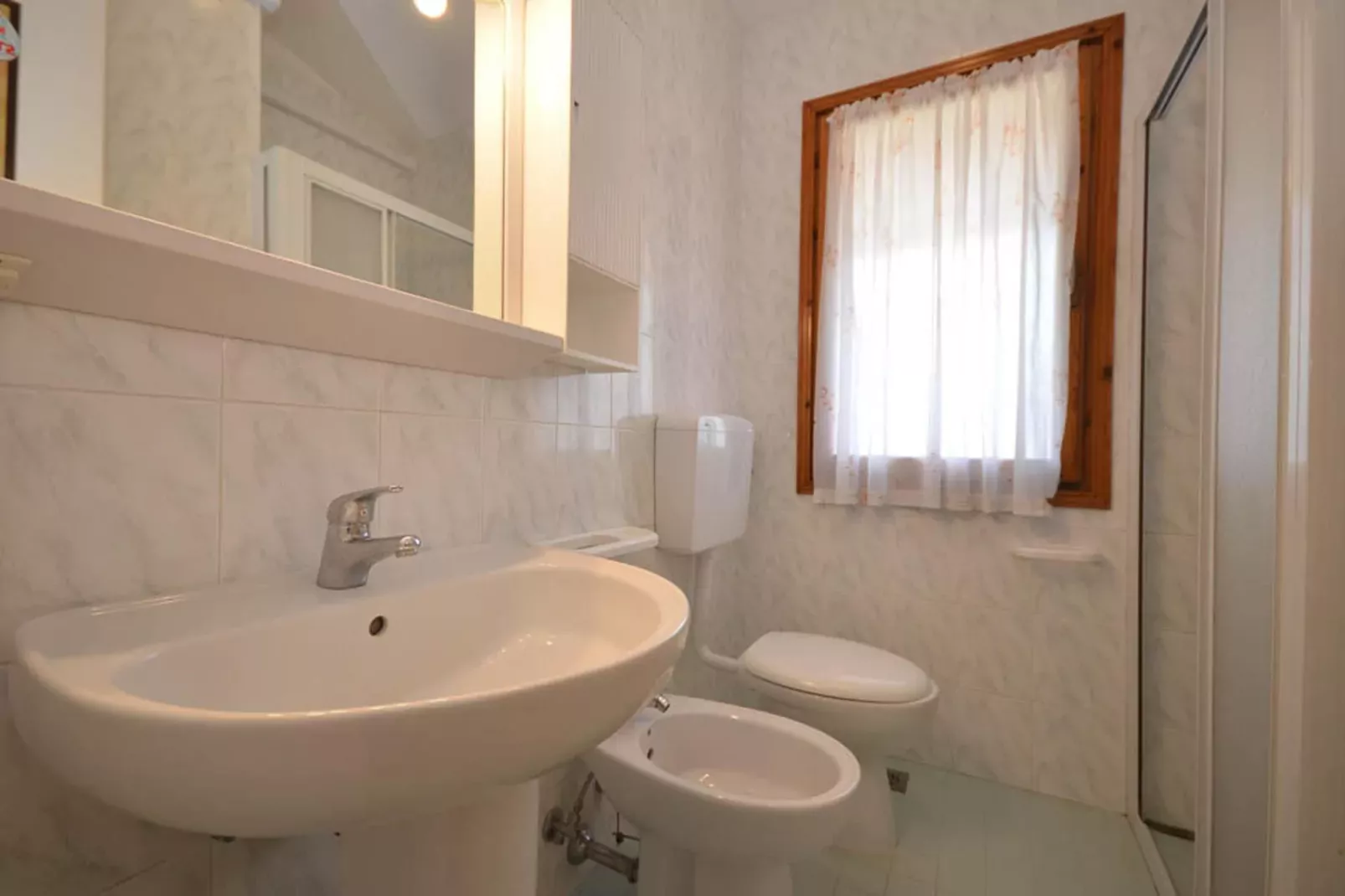 Holiday resort Villaggio Danubio, Bibione-D7-Bathroom
