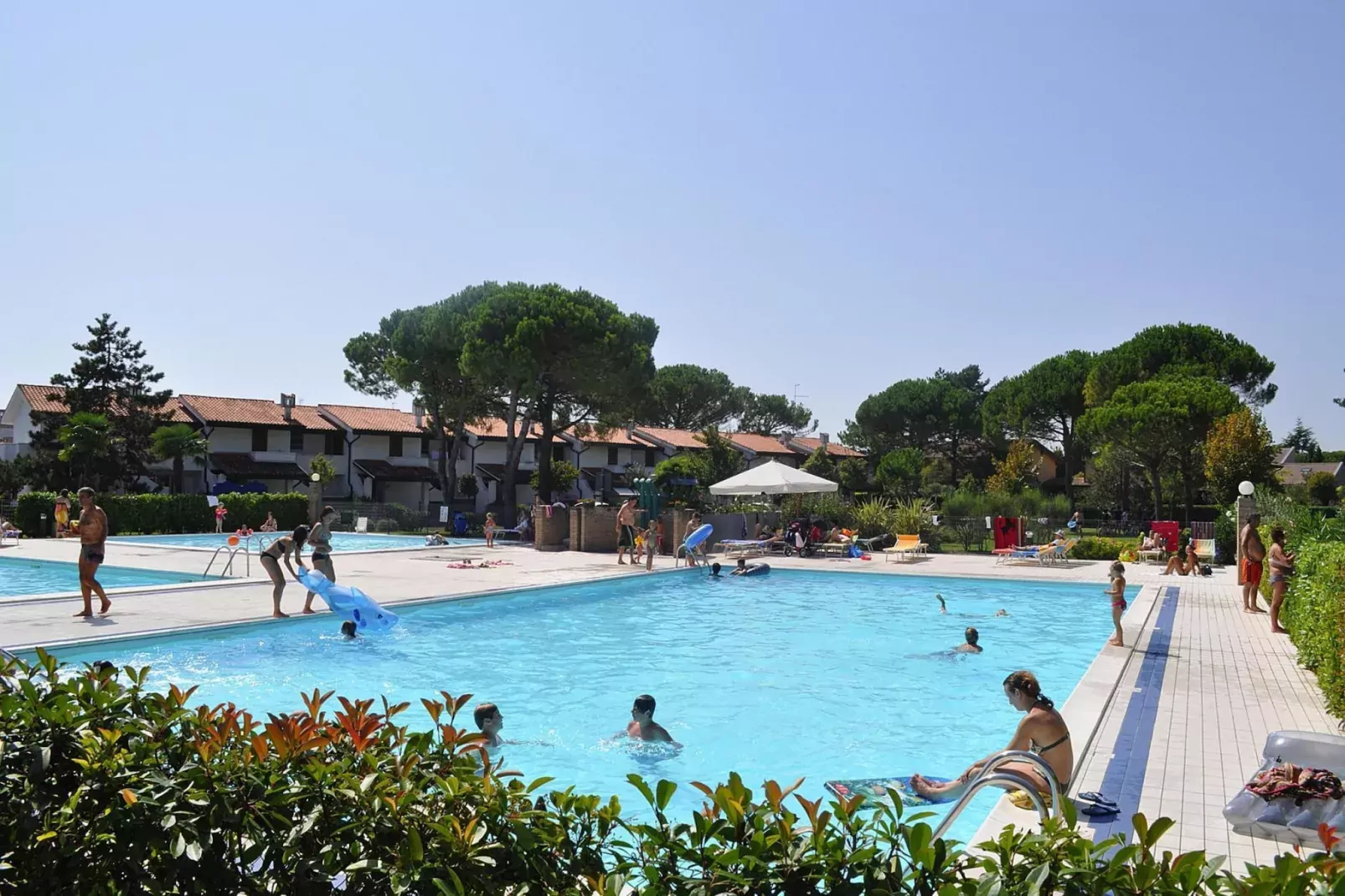 Holiday resort Villaggio Danubio, Bibione-D7-Pool