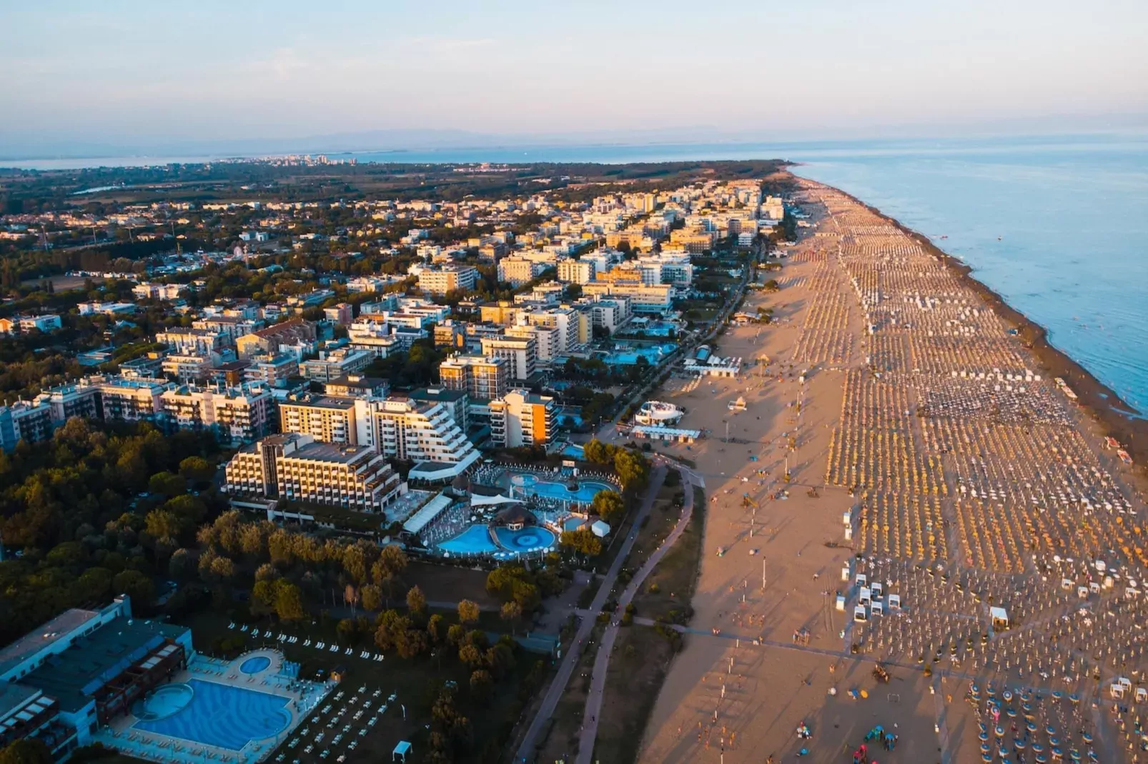 Holiday resort Villaggio Danubio, Bibione-D7-Areas summer 5km