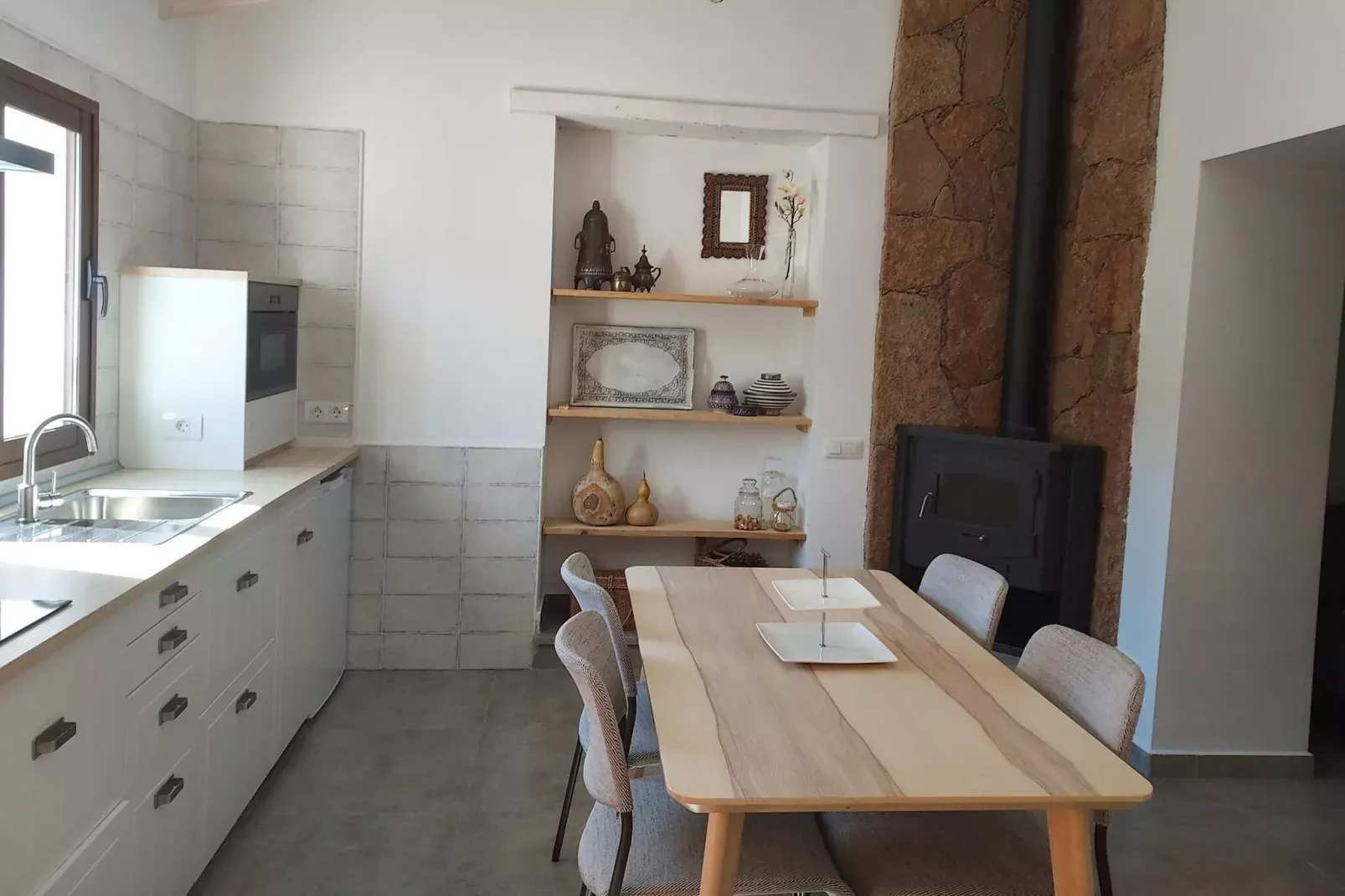 Casa las Bellas-Dining room