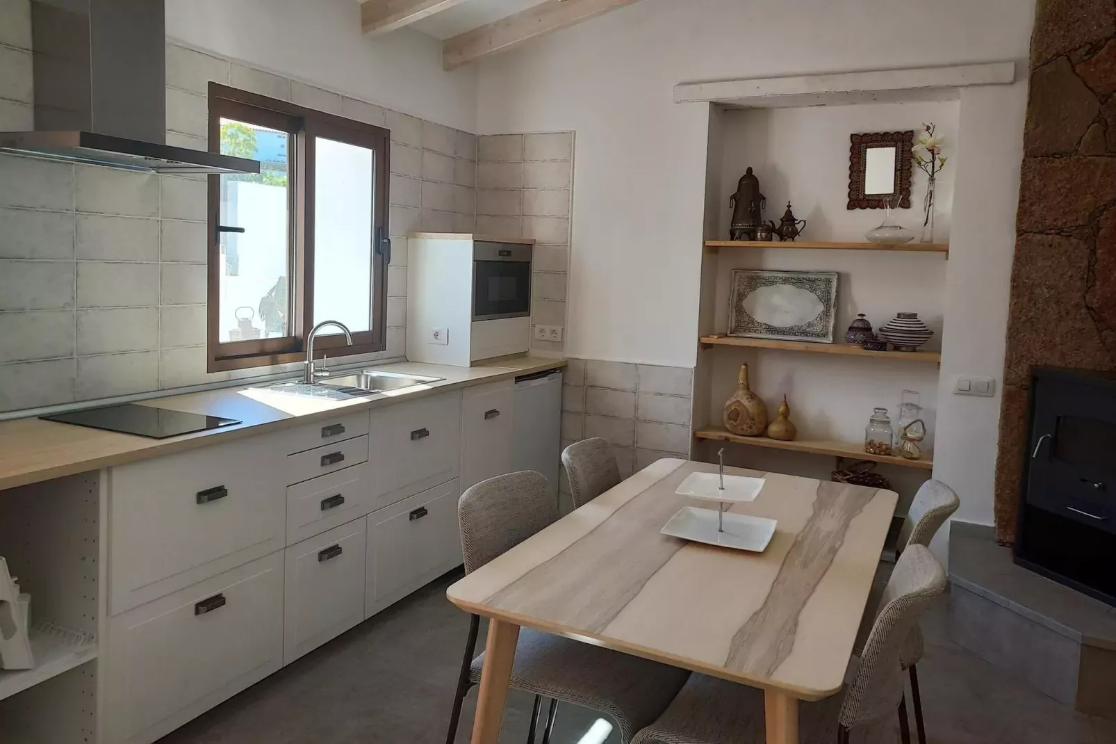 Casa las Bellas-Kitchen