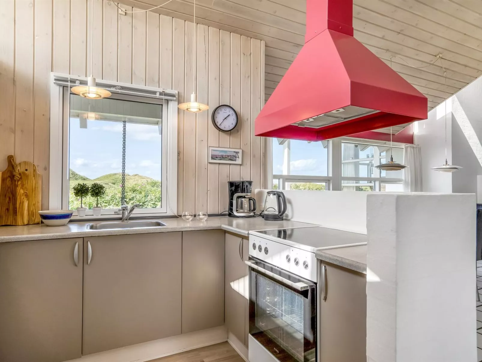 "Anne" - 100m from the sea-Inside
