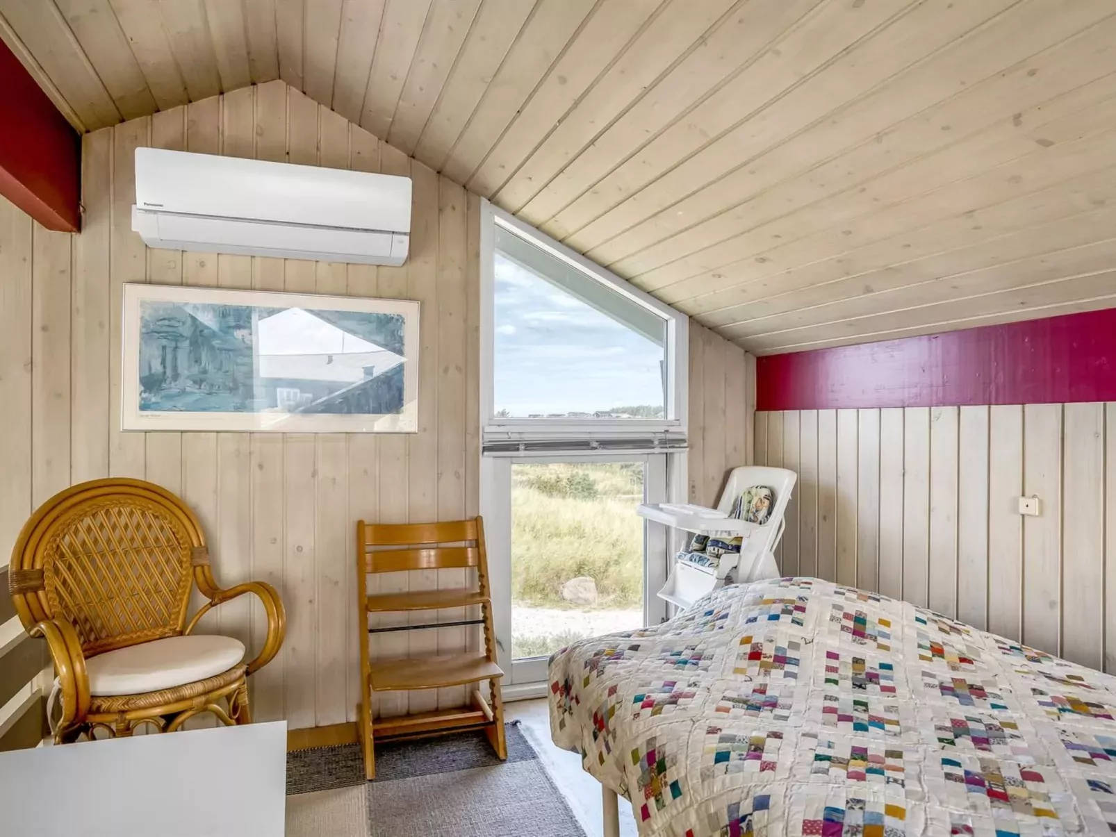 "Anne" - 100m from the sea-Inside