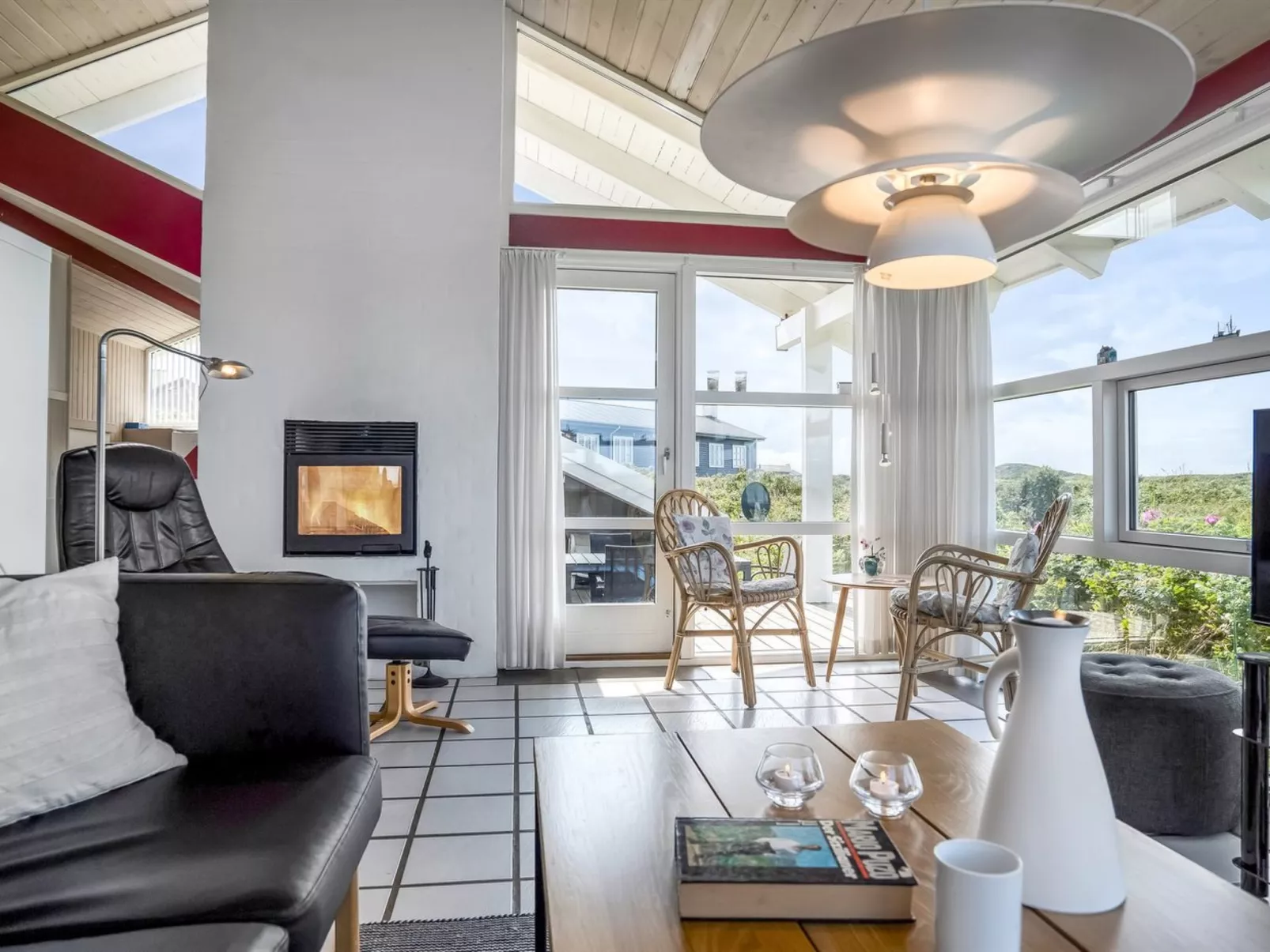 "Anne" - 100m from the sea-Inside