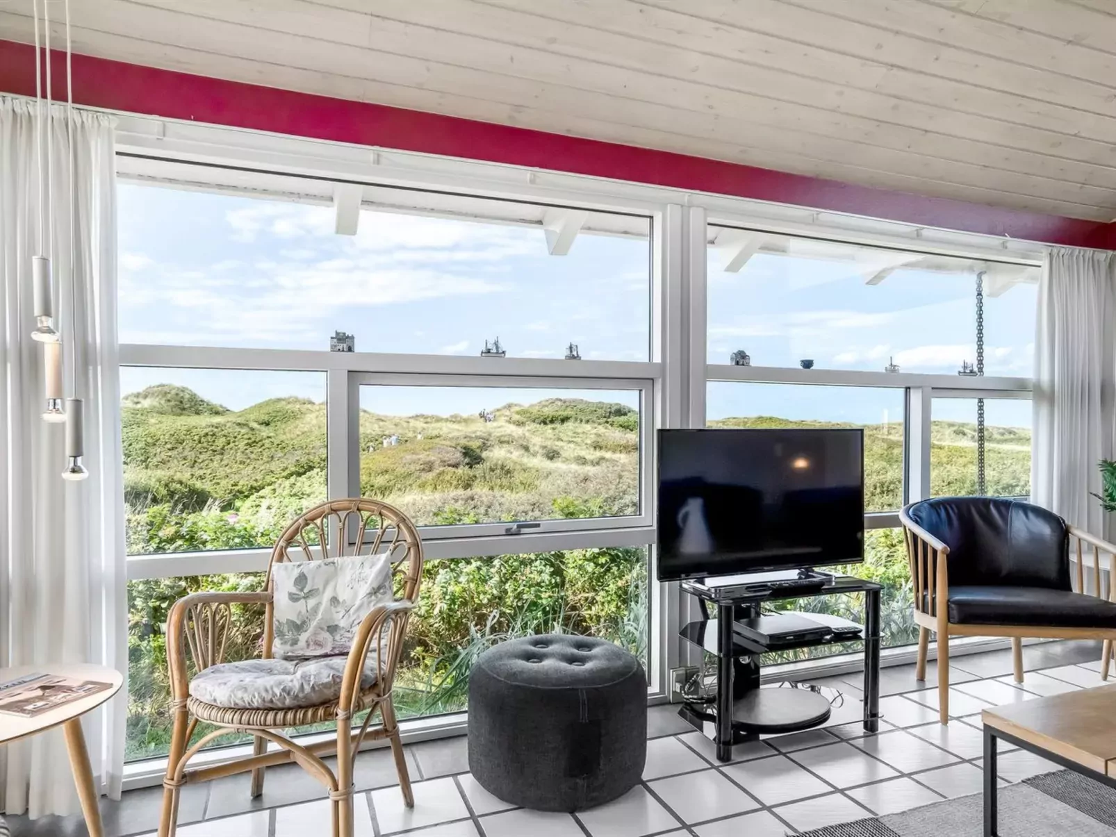 "Anne" - 100m from the sea-Inside