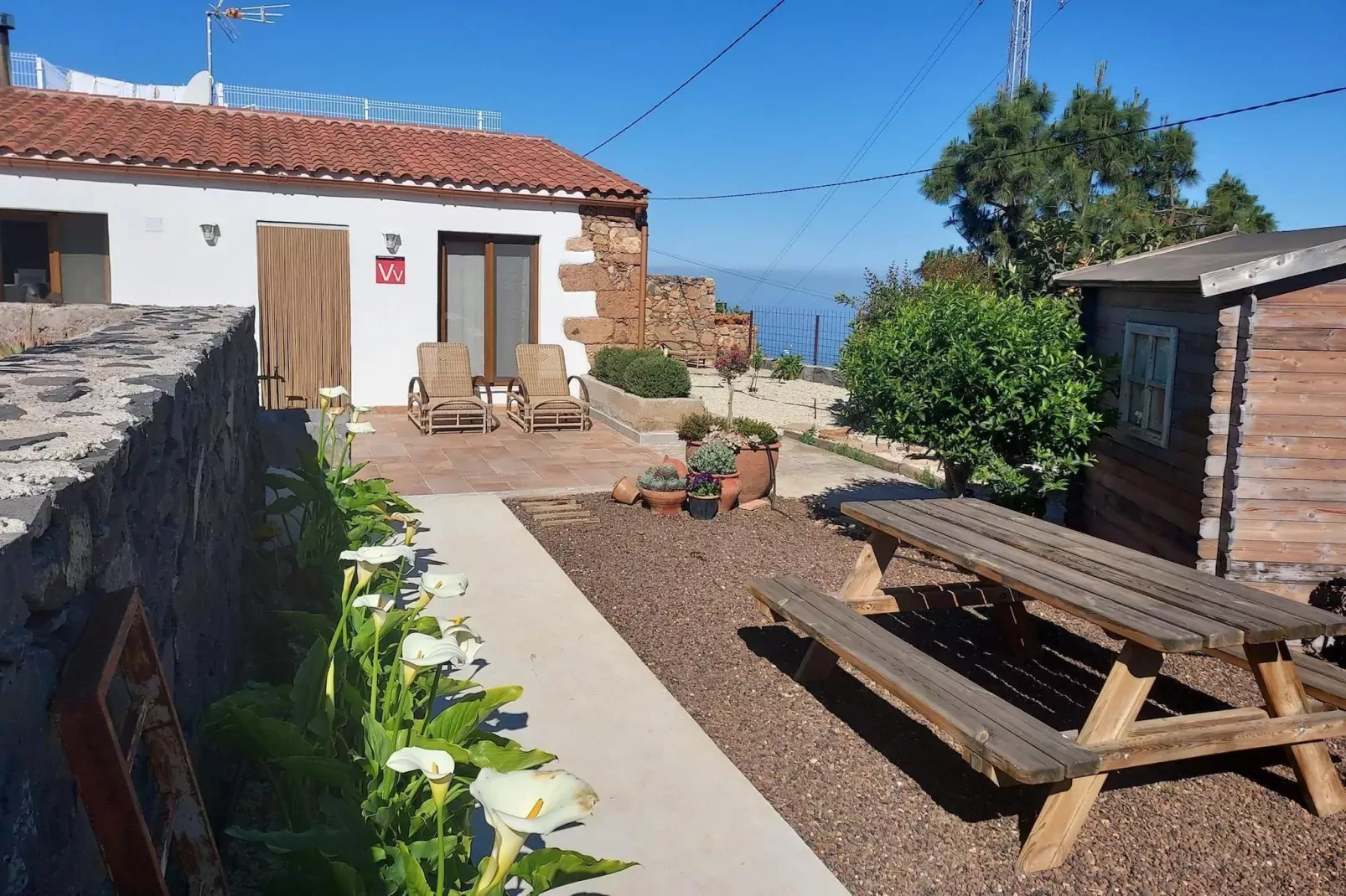 Casa las Bellas-Gardens summer