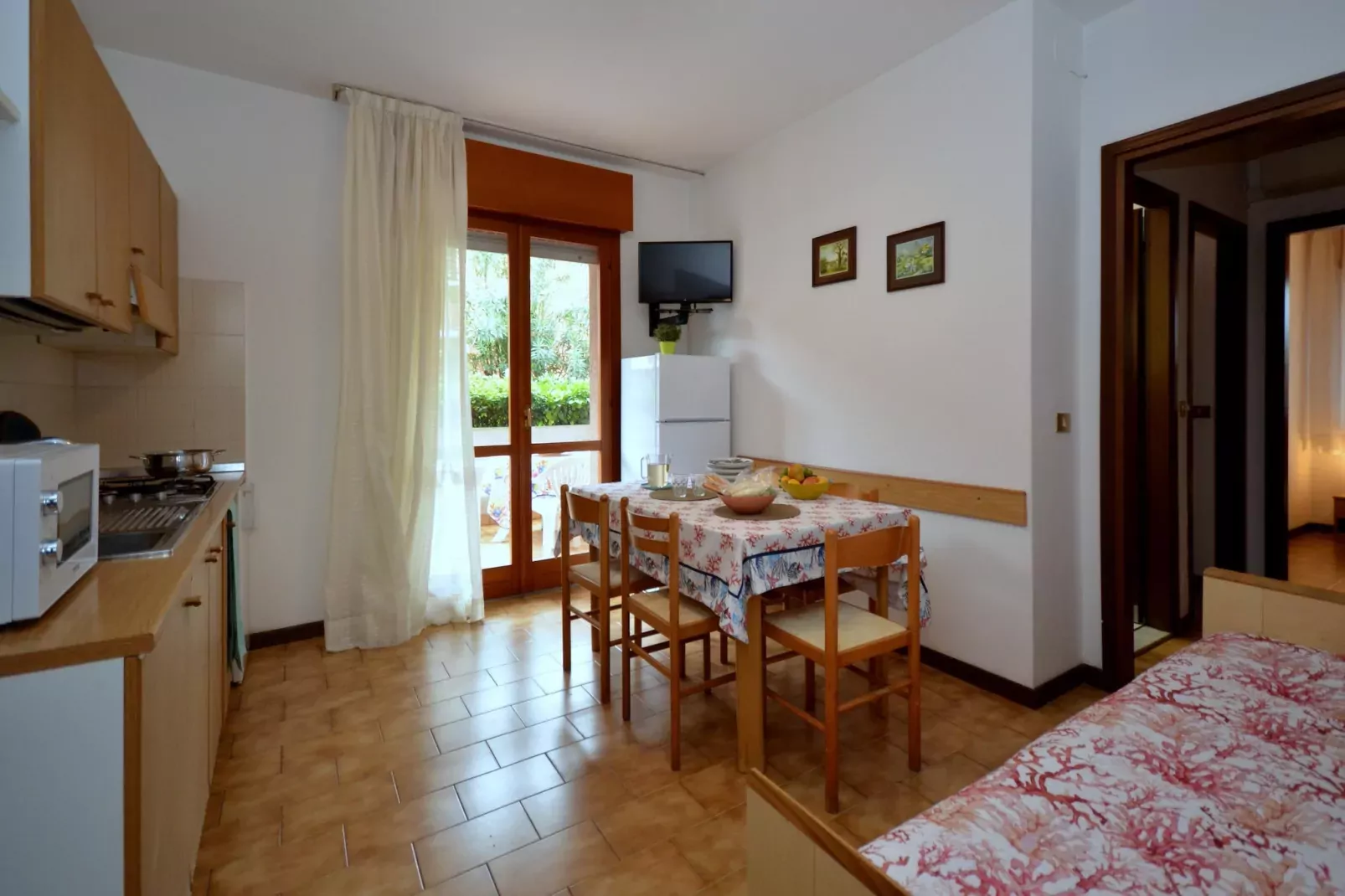 Holiday flats Condominio Orsa Maggiore Lignano Pineta-C5-Dining room