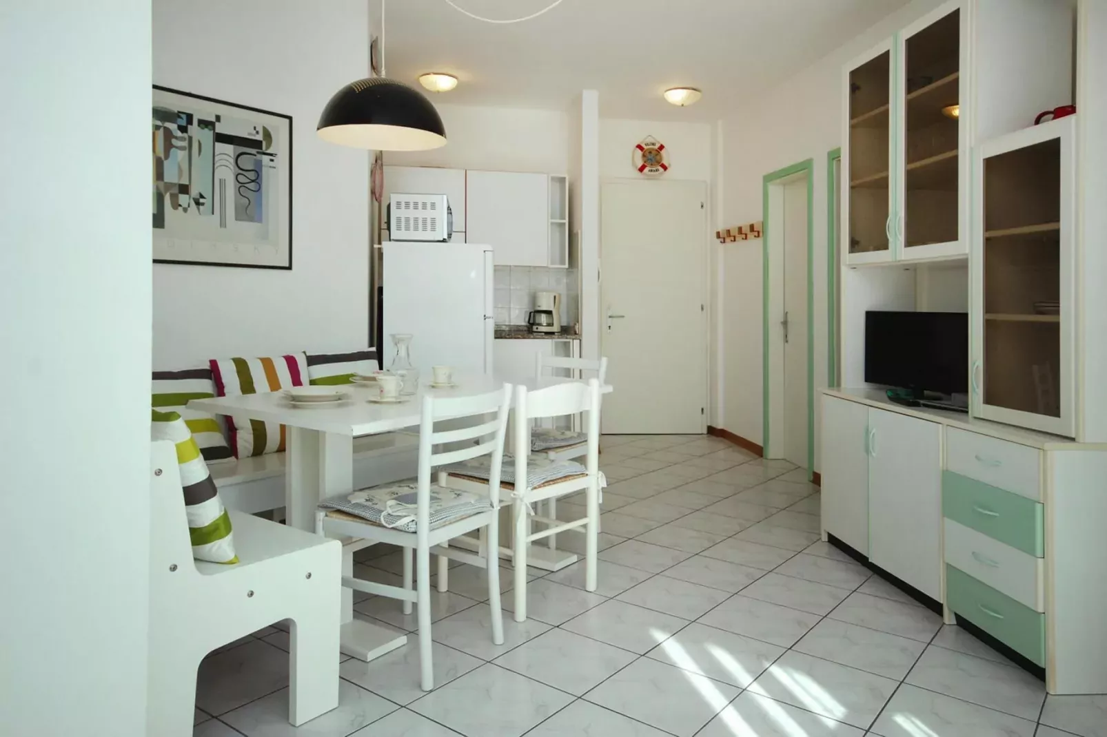 Apartments Bianco Nero Lignano Sabbiadoro-B4-Dining room