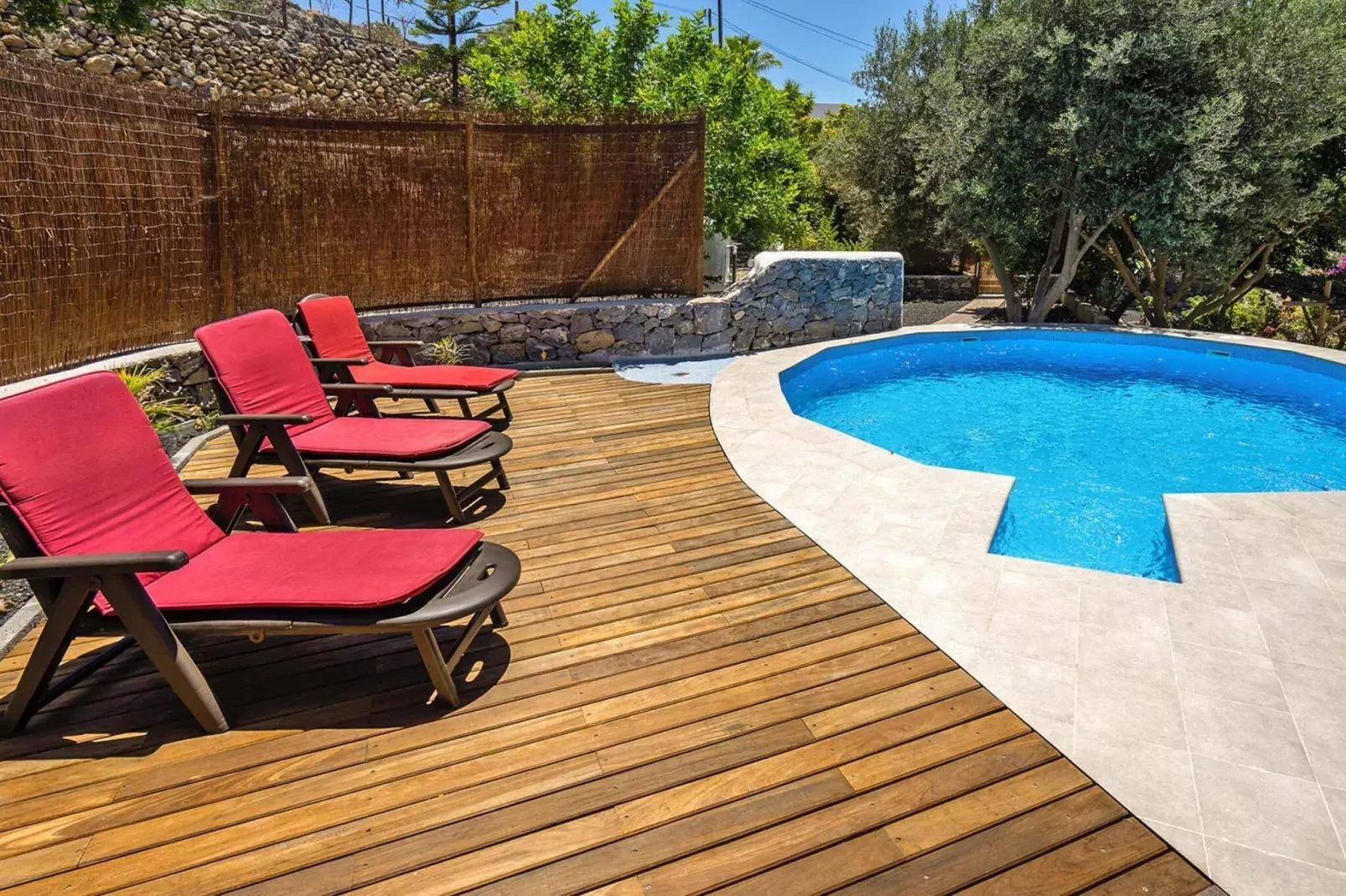 poolofhouse