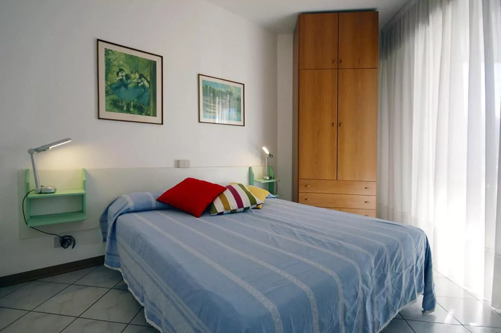 Apartments Bianco Nero Lignano Sabbiadoro-B4-Bedroom