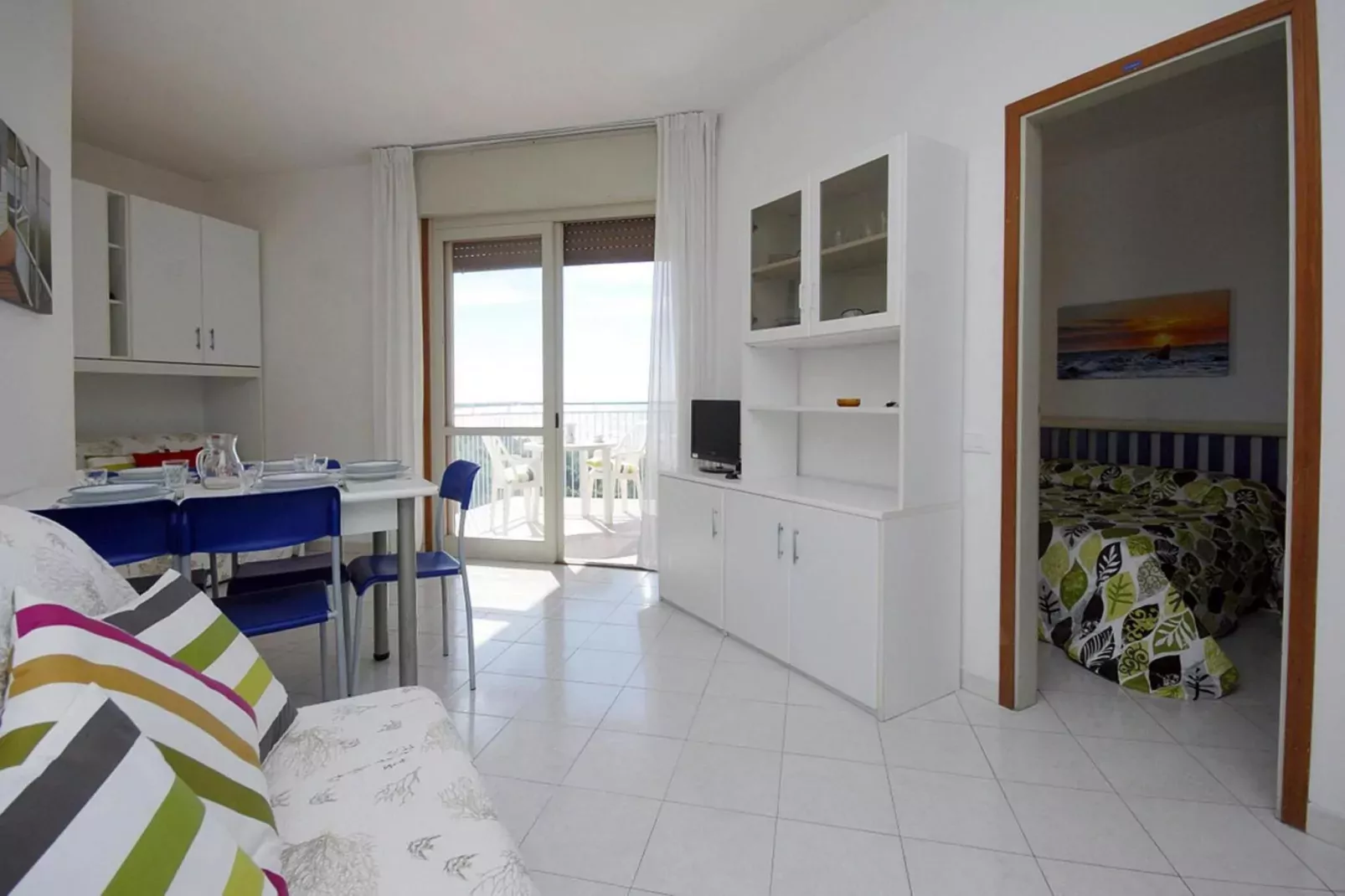 Apartments Bianco Nero Lignano Sabbiadoro-B4-Living room