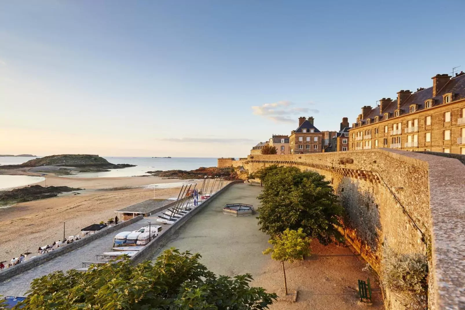 Holiday flat St Malo-Zones d'été à 1 km
