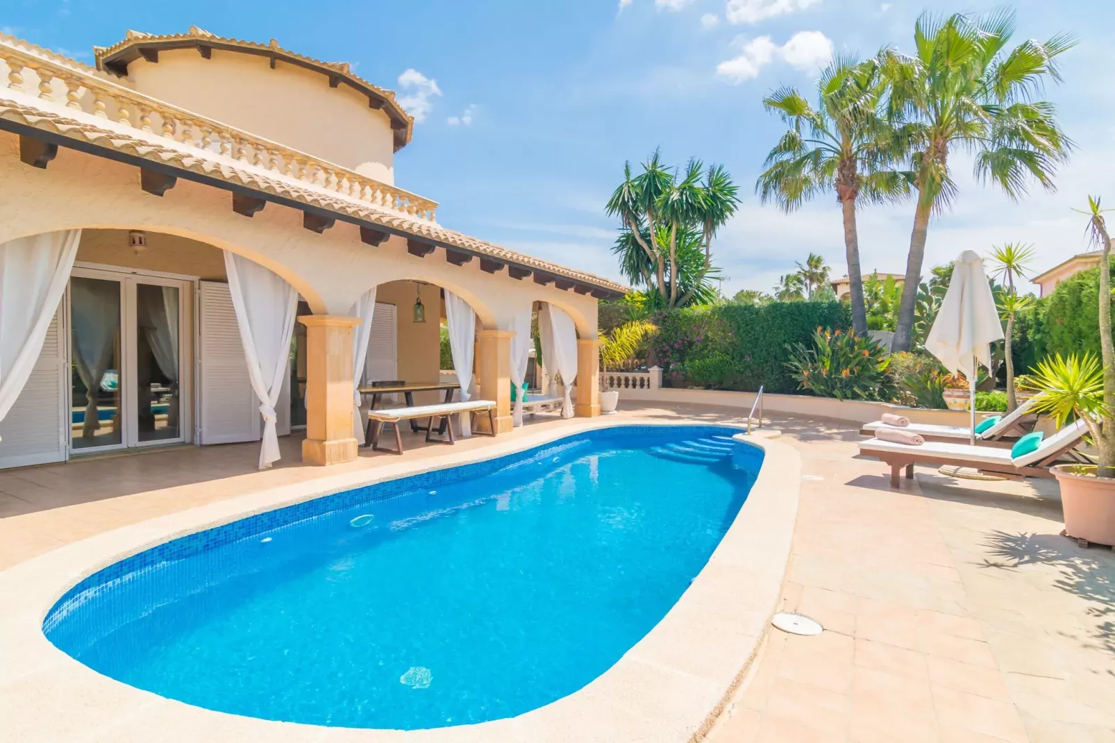 Casa Bel-Pool