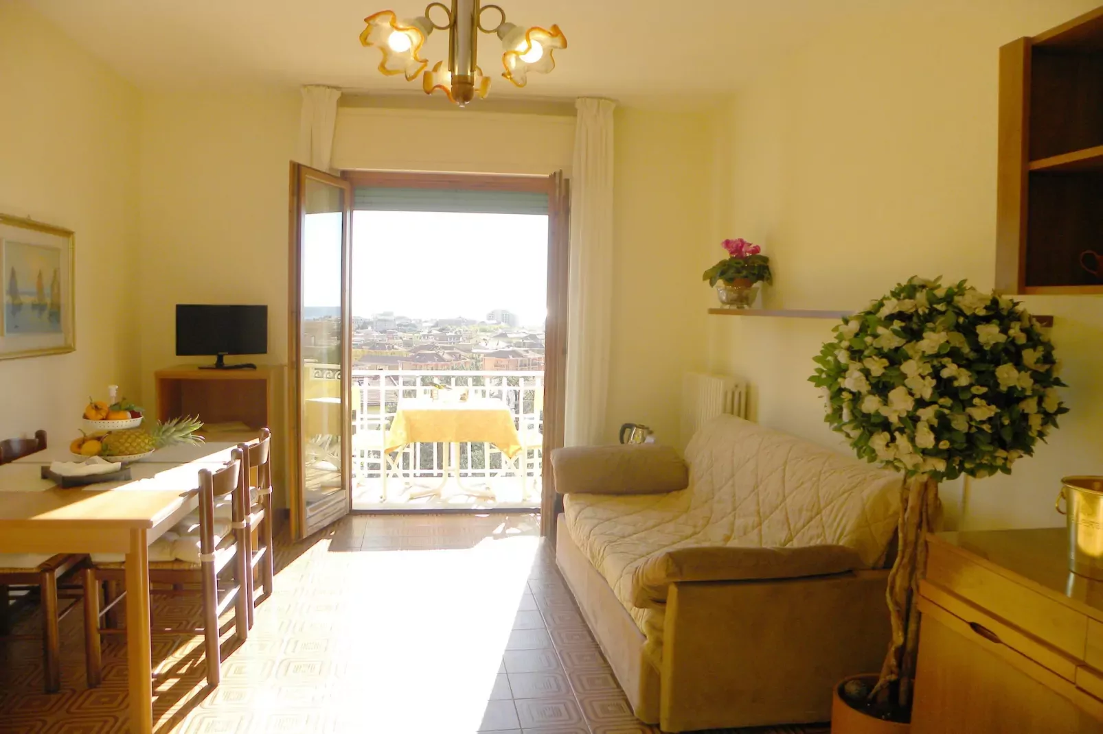 Residence Morelli Pietra Ligure - TR1 / C6-Wohnzimmer
