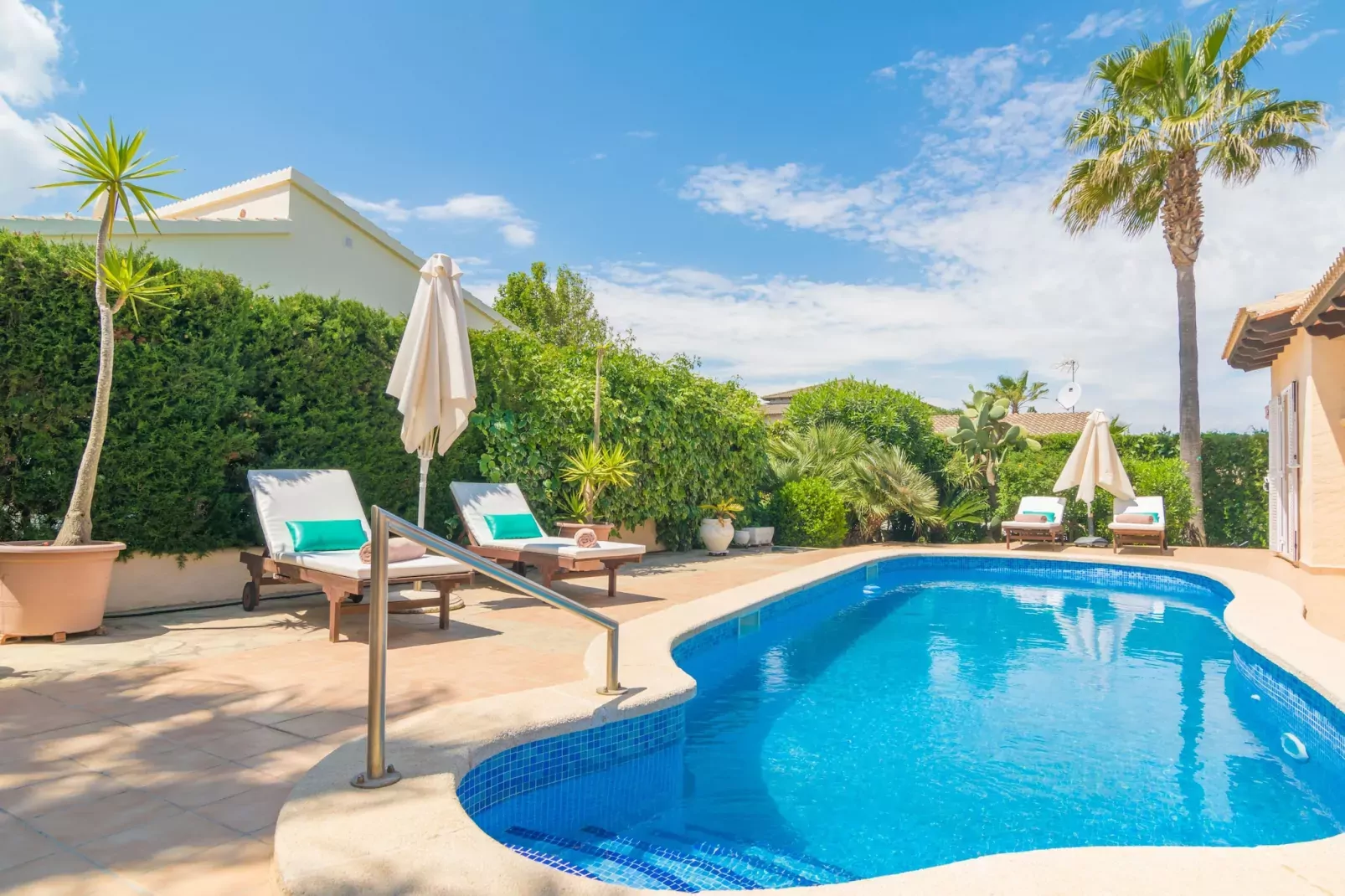 Casa Bel-Pool