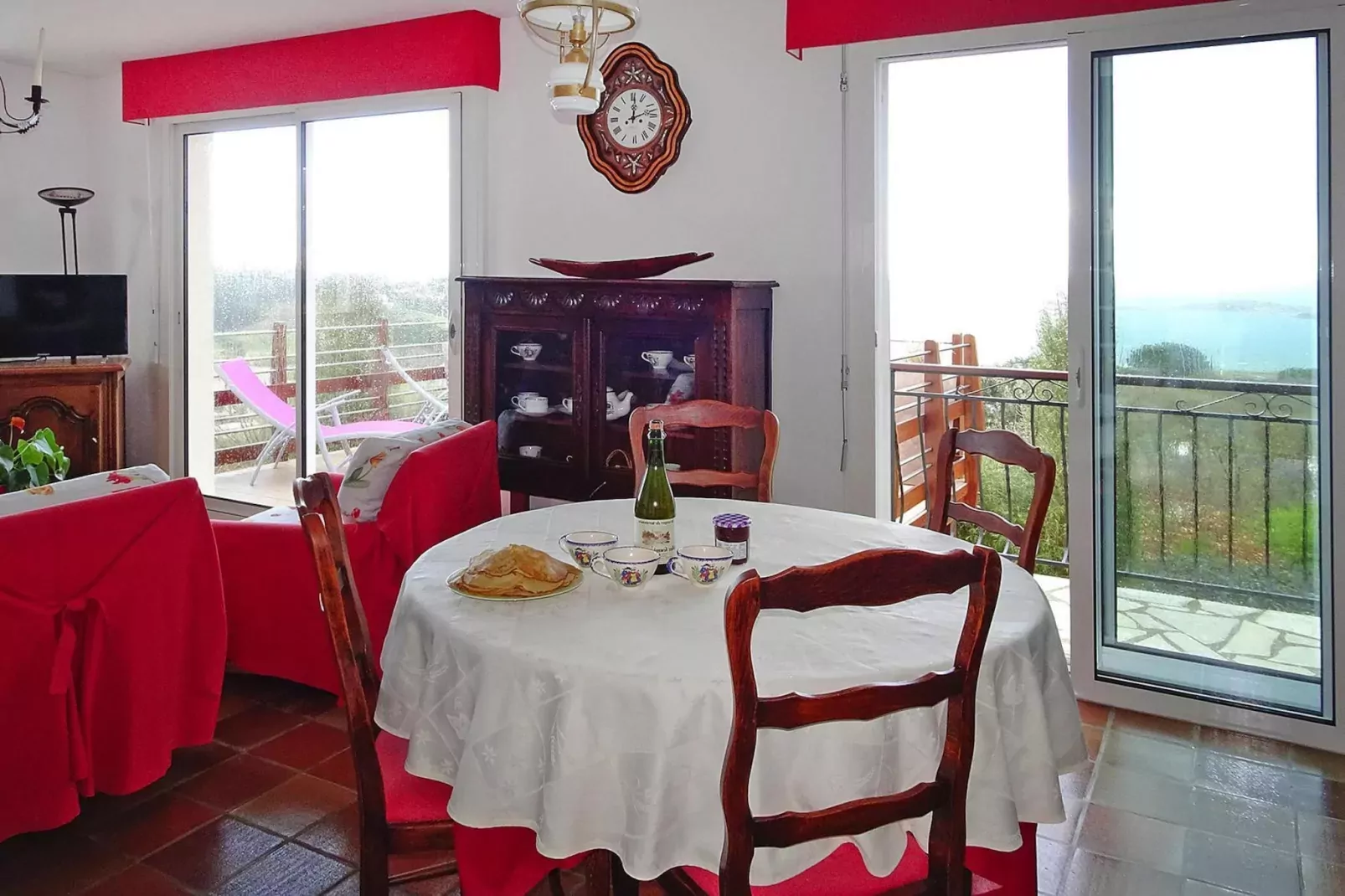 Holiday home Trébeurden-Dining room
