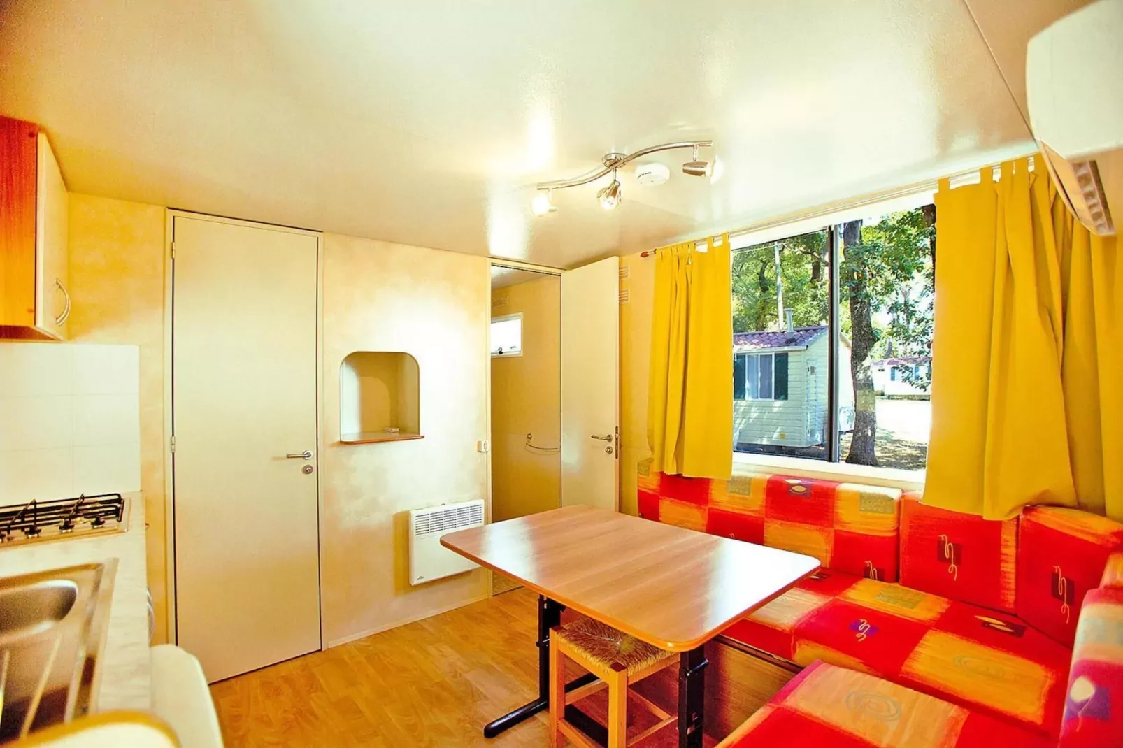 Mobile Homes Belvedere Grado-Green Holiday 4pax-Living room