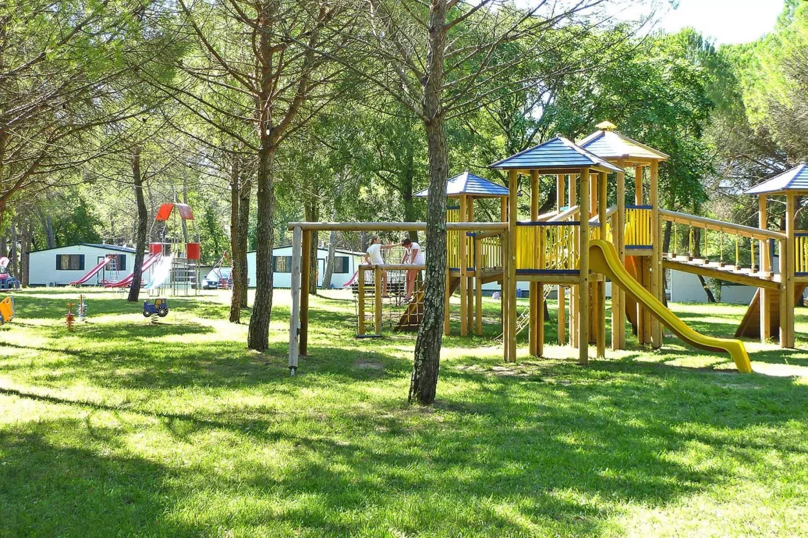 Mobile Homes Belvedere Grado-Green Holiday 4pax-Gardens summer
