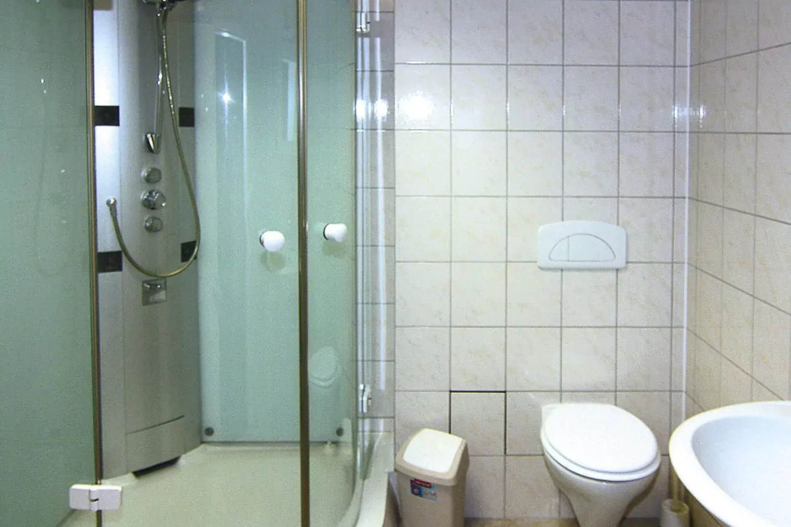 Residence Park am Schweriner See / 2-Raum-App im 2 Stock 60 qm-Bathroom