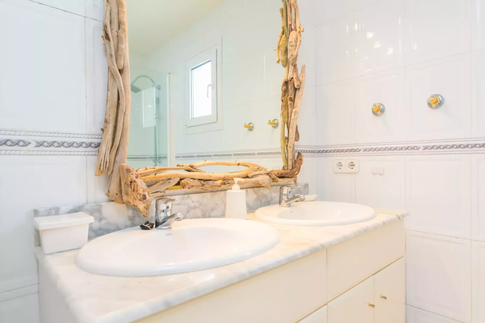 Casa Bel-Bathroom