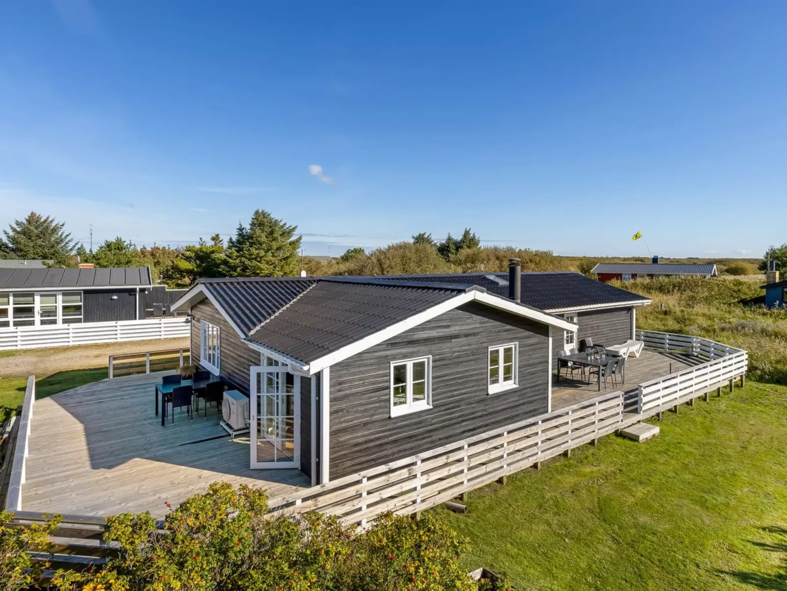 "Aika" - 500m from the sea-Outside