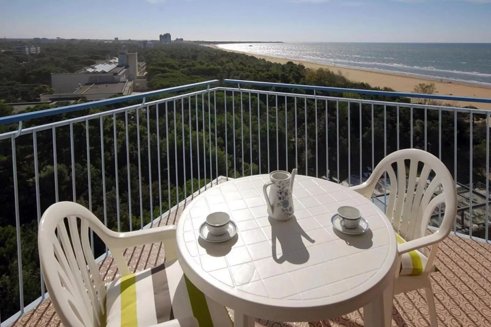 Apartments Bianco Nero Lignano Sabbiadoro-B4-Terrace balcony