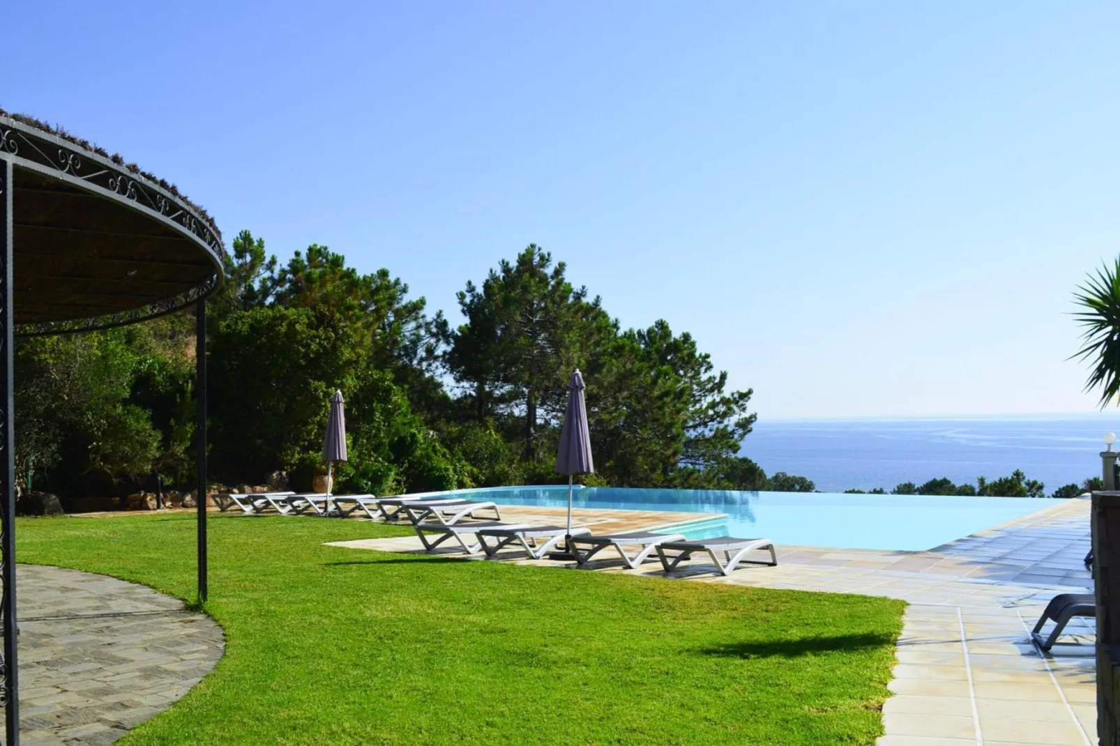Residence Mare e Monte Solenzara // Villas Stella F2-Pool