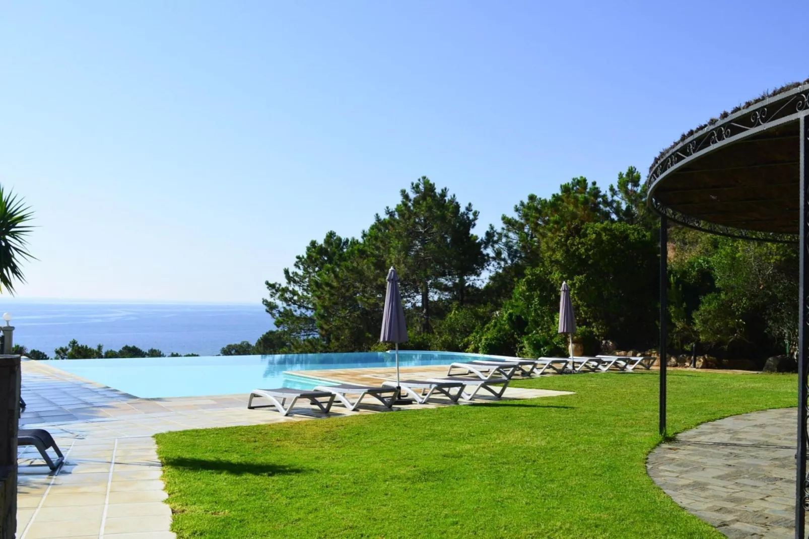 Residence Mare e Monte Solenzara // Villas Stella F2-Pool