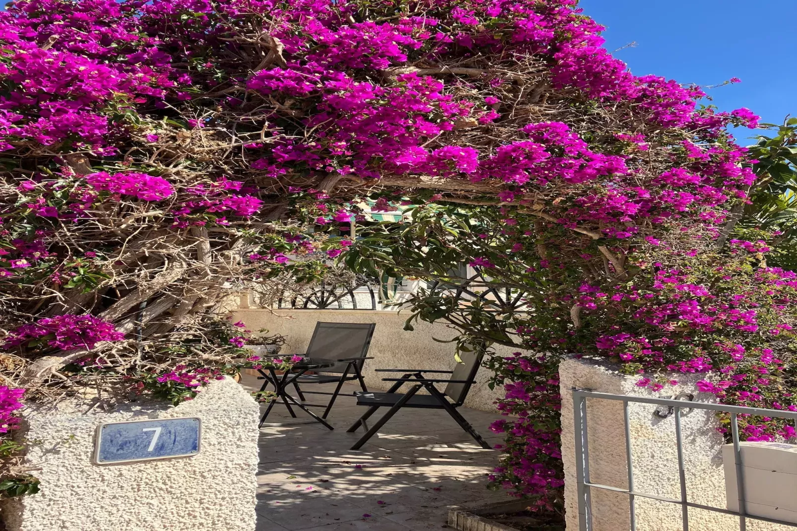 Casita Nicoline-Gardens summer