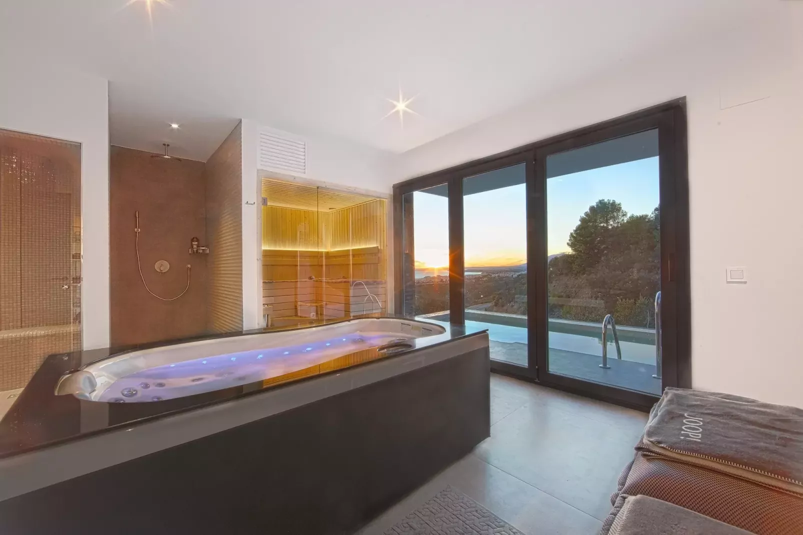 Luxury Villa Tomillo-Not tagged