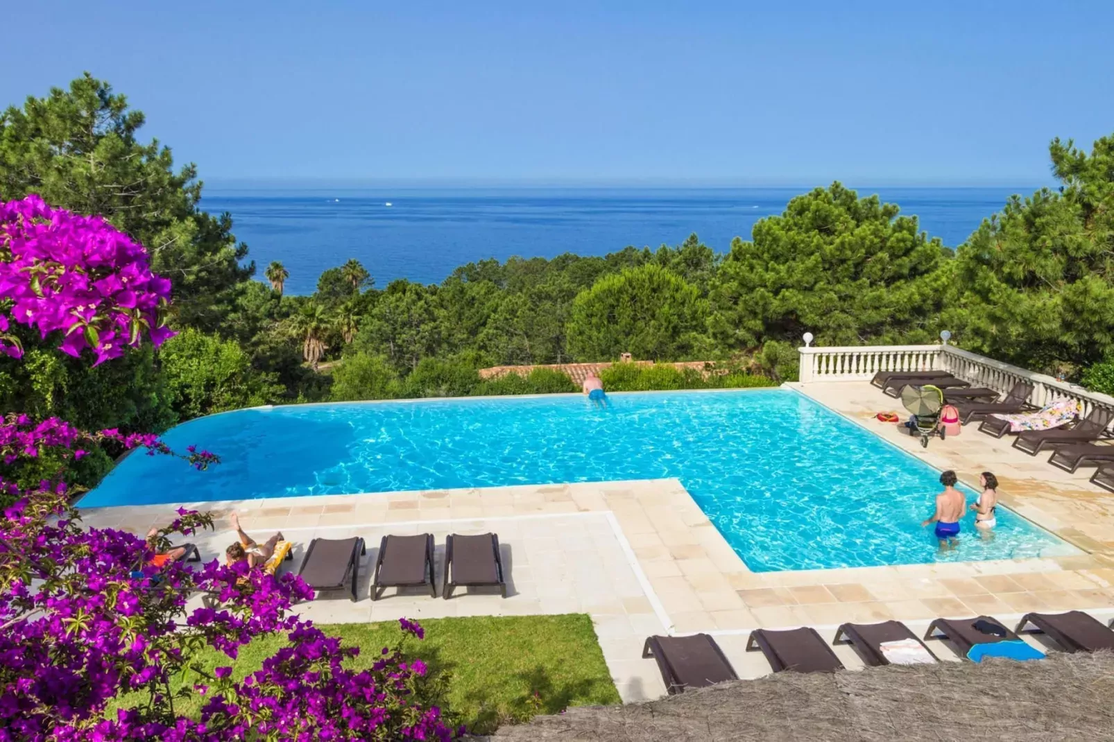 Residence Mare e Monte Solenzara // Villa F3 Charme-Schwimmbad