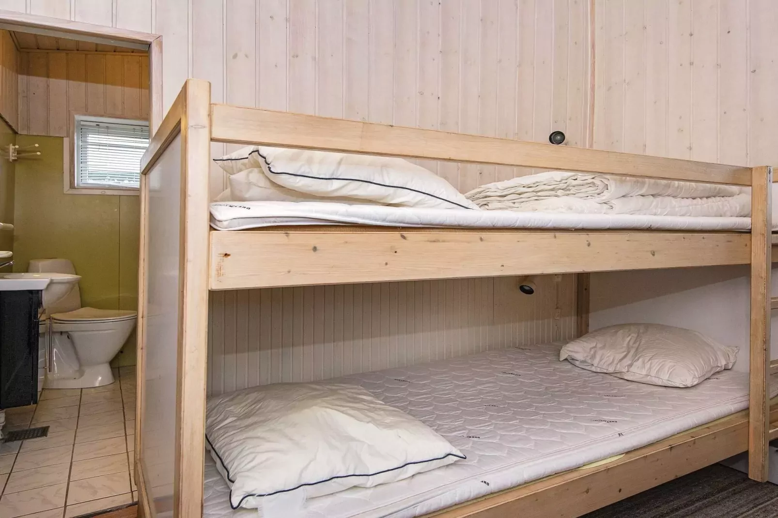 4 person holiday home in Rønde-By Traum-Indoor