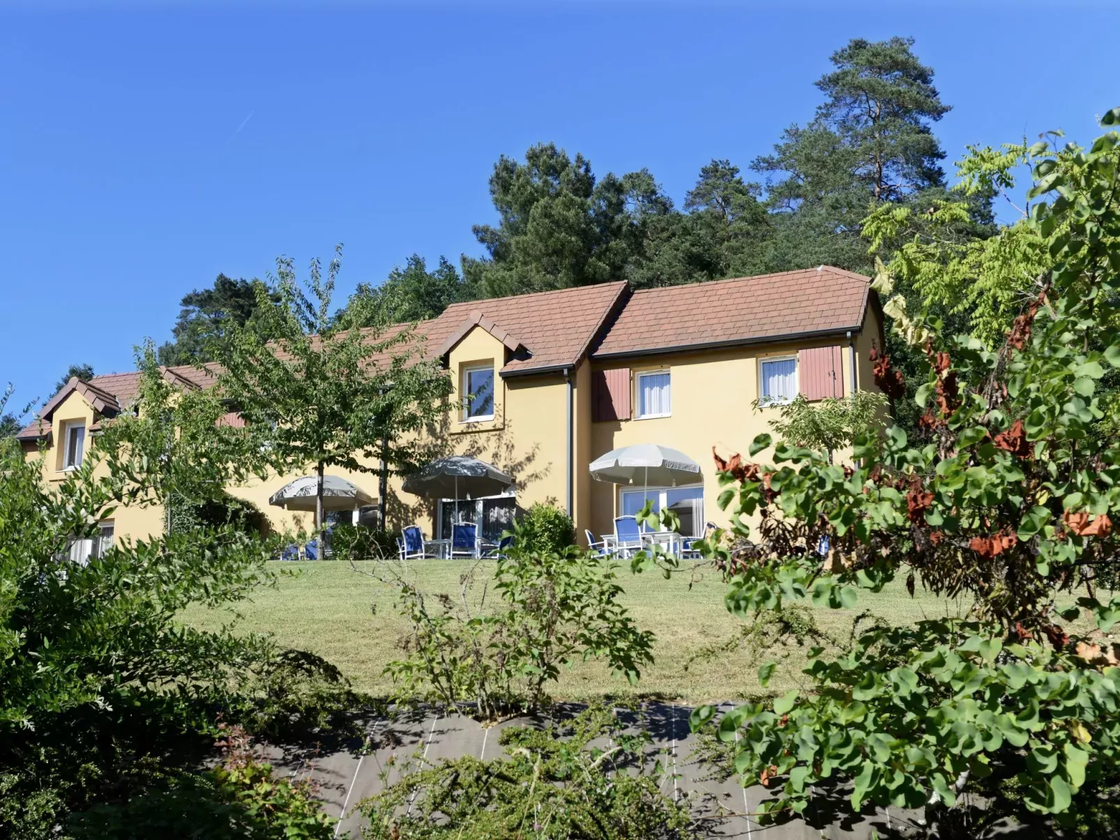 Les Coteaux de Sarlat-Outside