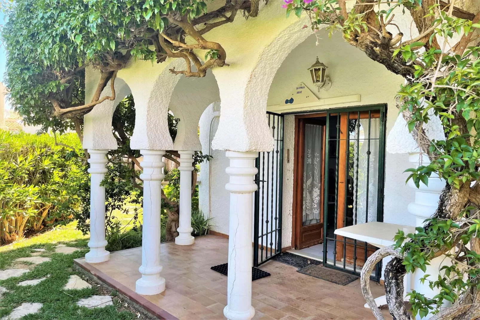Bungalow Alhambra ULF-Außenbereich Sommer