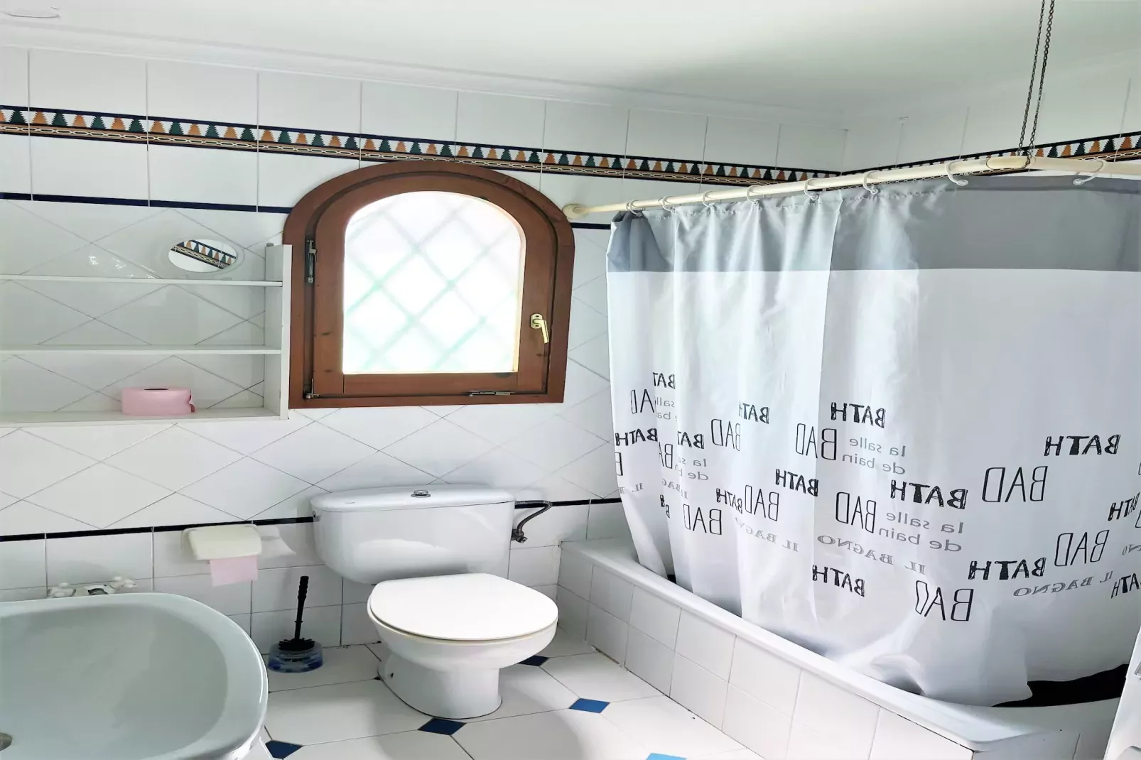 Bungalow Alhambra ULF-Badezimmer